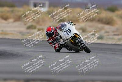 media/Dec-17-2022-SoCal Trackdays (Sat) [[224abd9271]]/Turn 16 (210pm)/